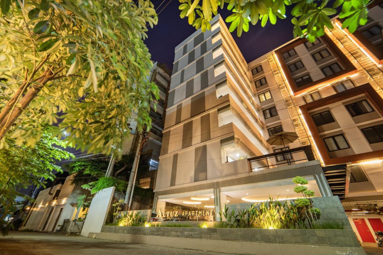 Redliving Apartemen Premium Exclusive Seturan Джокьякарта Экстерьер фото
