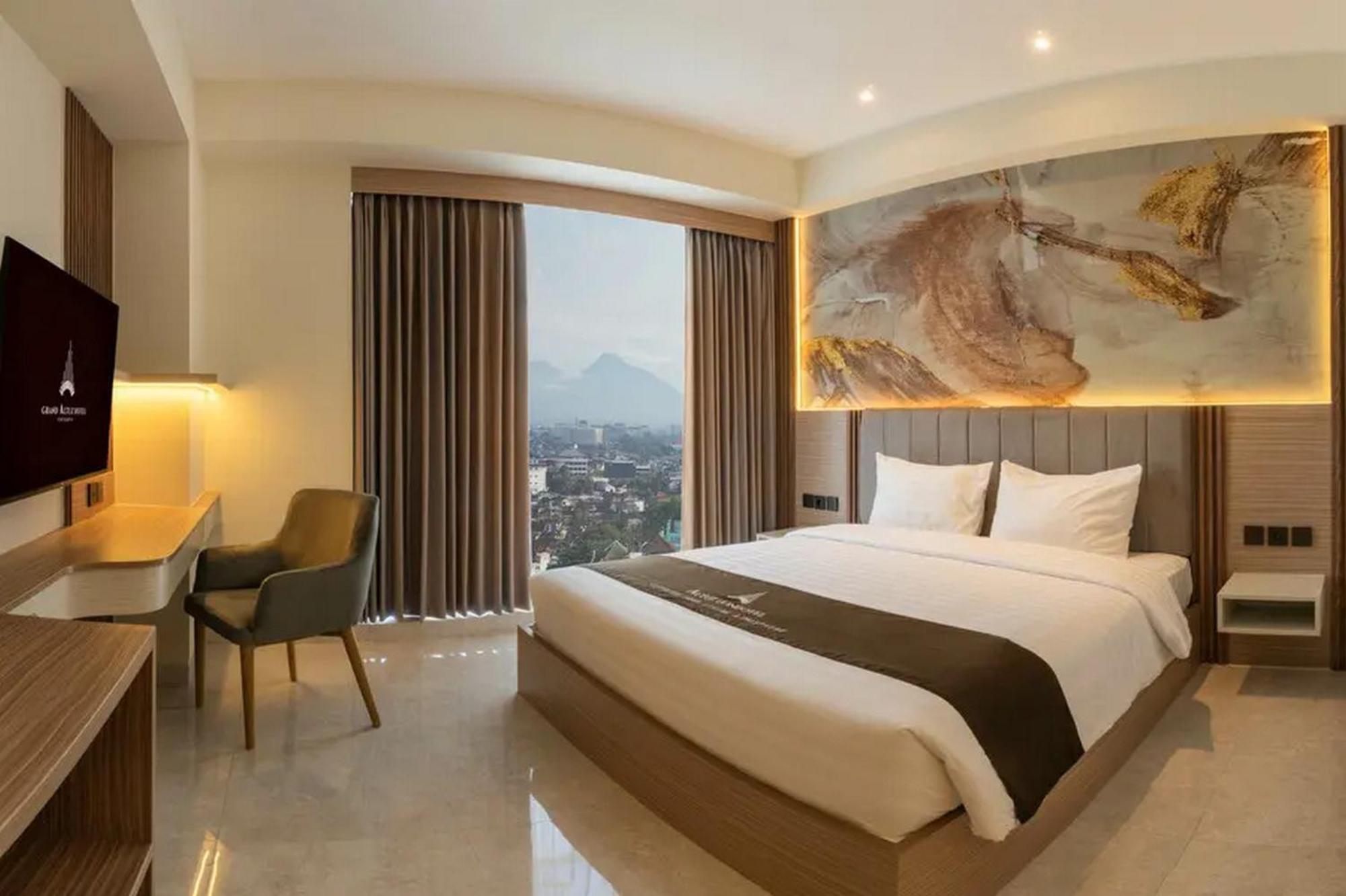 Redliving Apartemen Premium Exclusive Seturan Джокьякарта Экстерьер фото