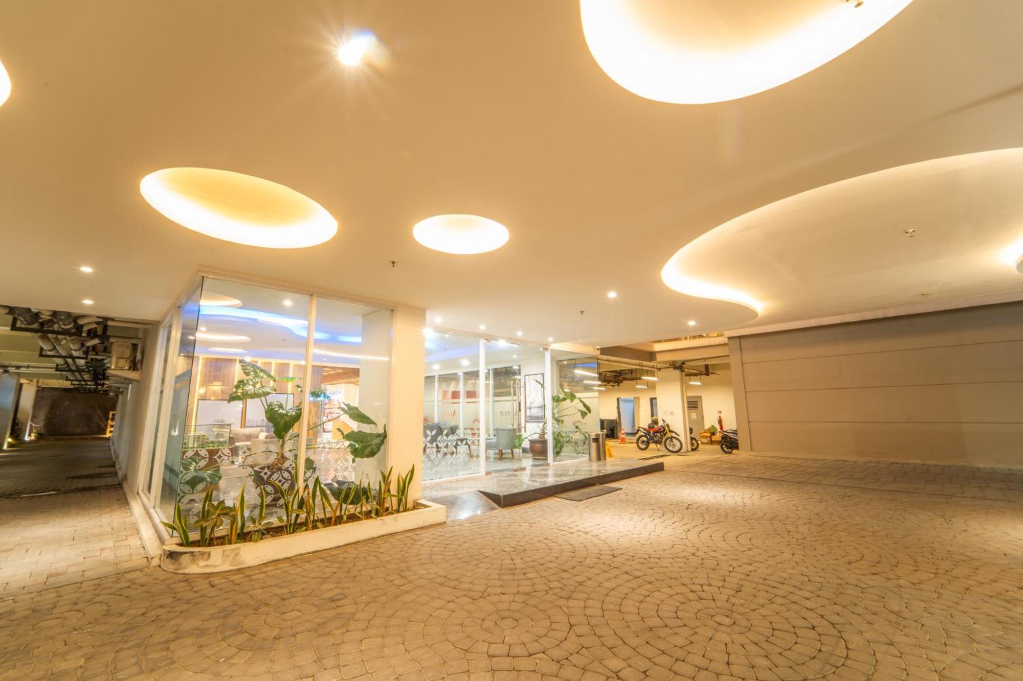 Redliving Apartemen Premium Exclusive Seturan Джокьякарта Экстерьер фото